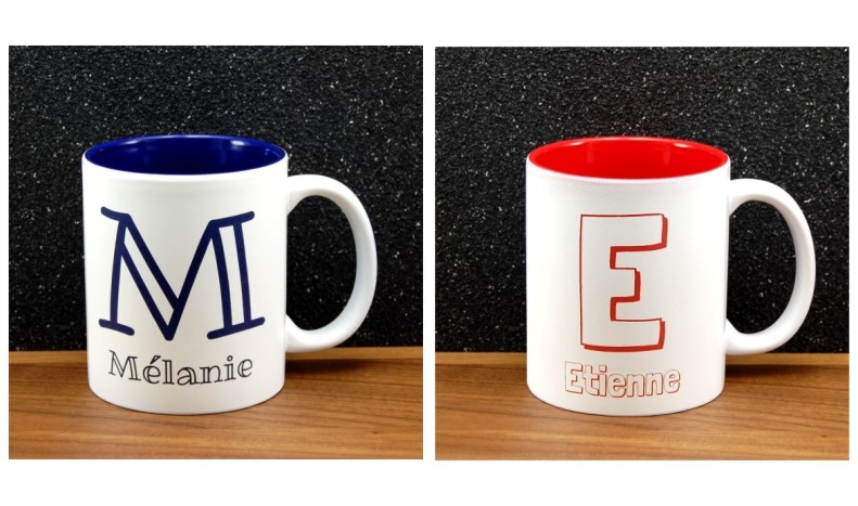 Personnalisez un mug initiale et pr&eacute;nom